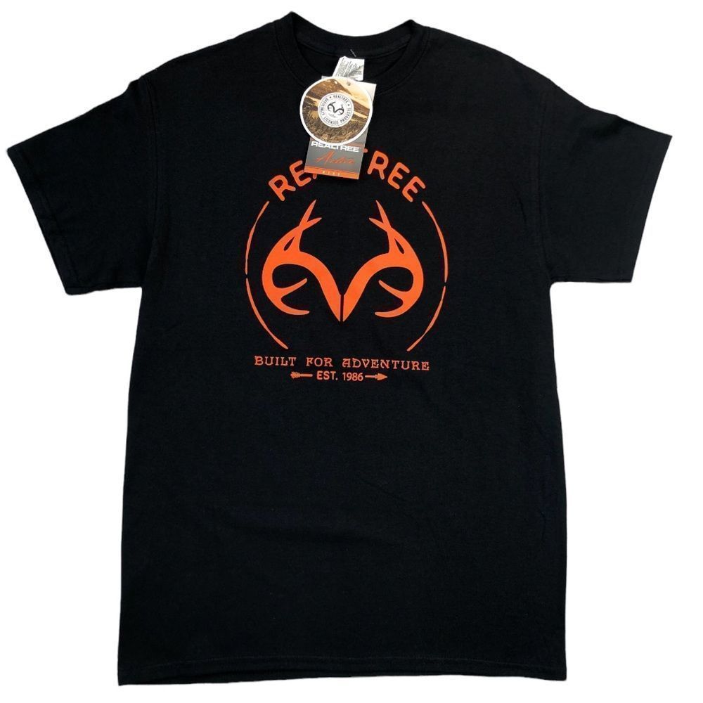 NWT Realtree Graphic tee